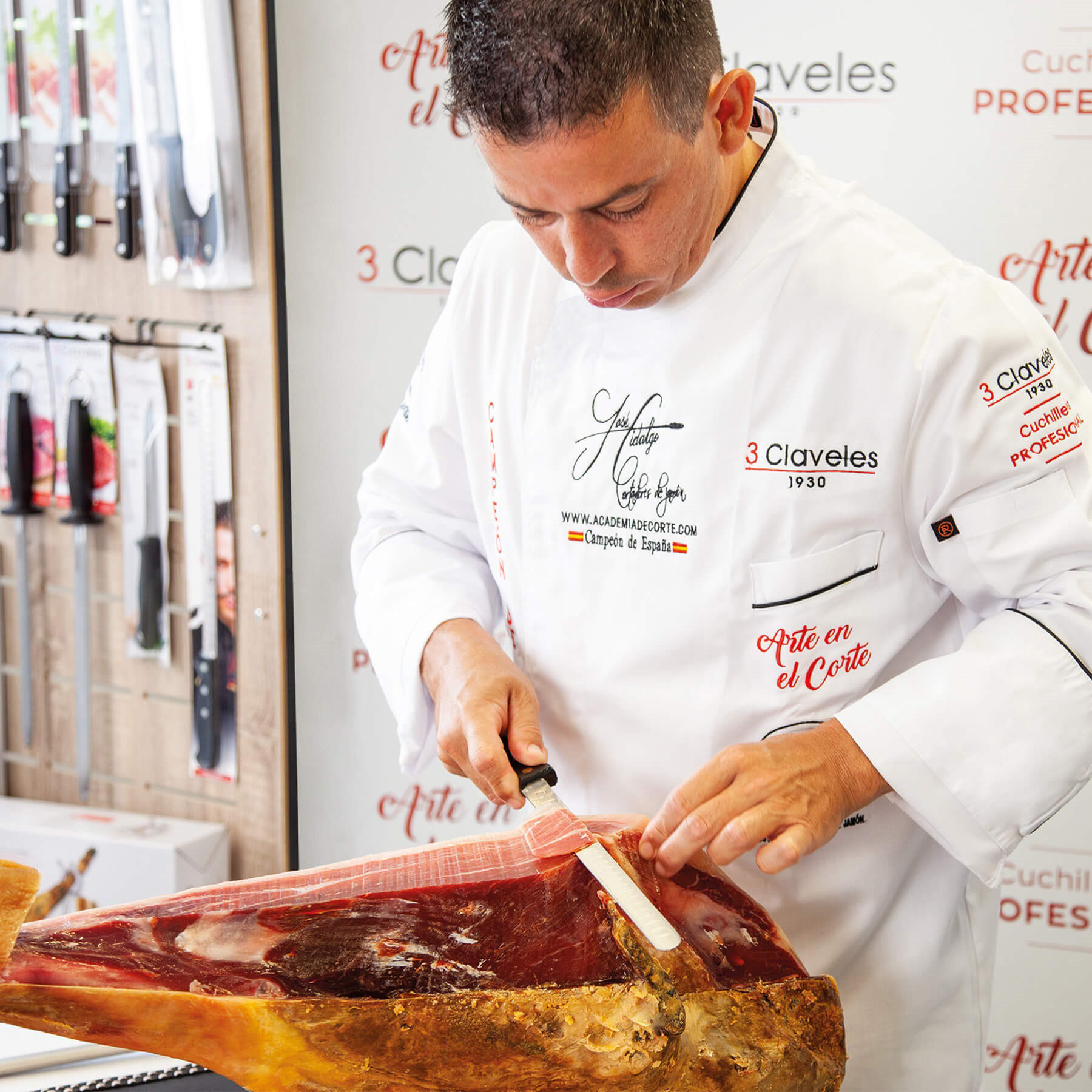 Cómo afilar un cuchillo jamonero